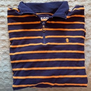 Quarter zip pull over